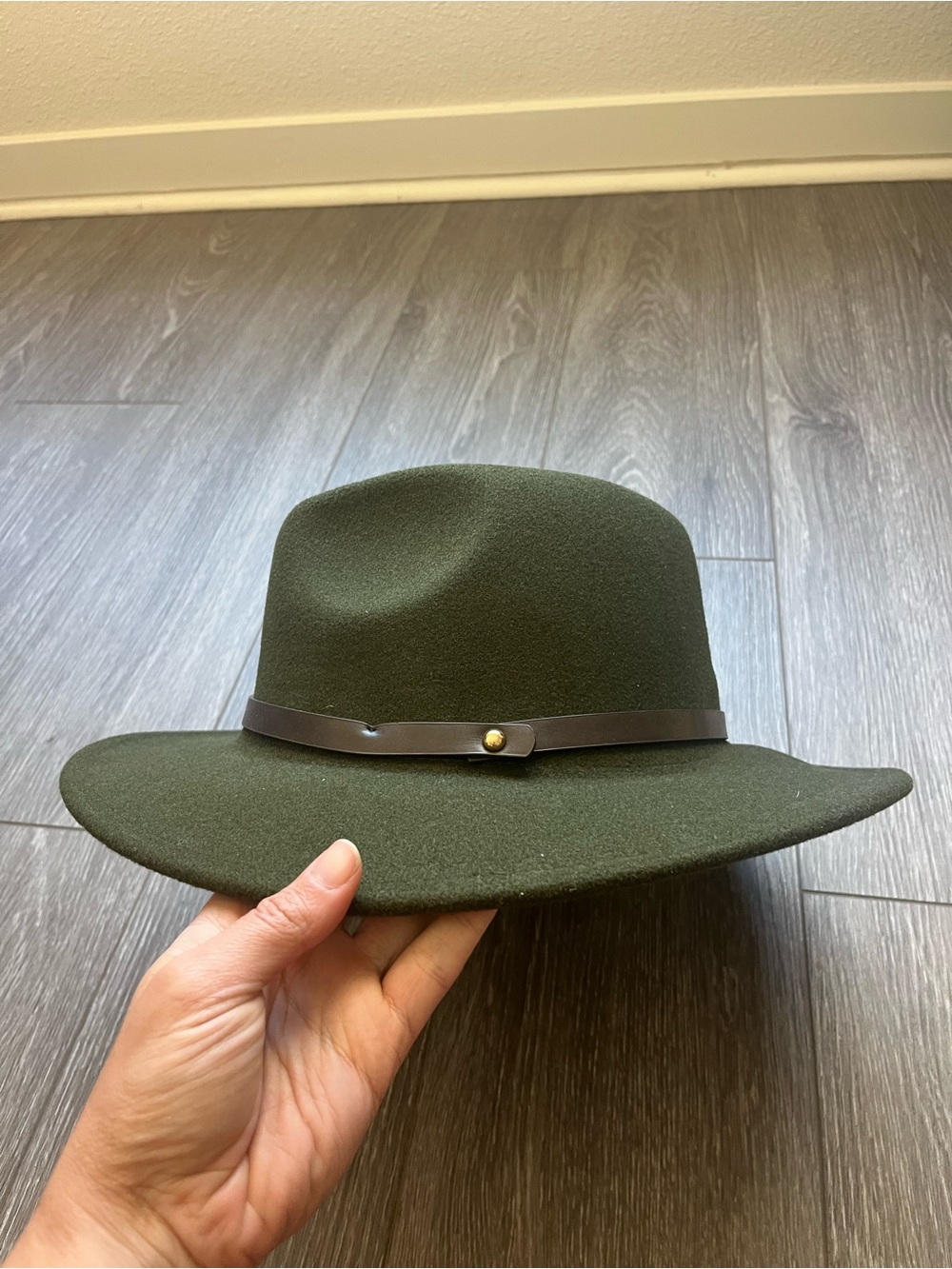 Olive Green Felt Fedora Hat with Leather Band